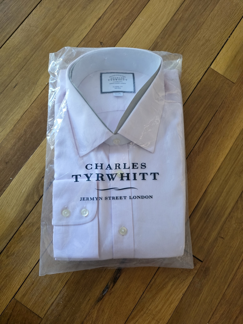 Charles Tyrwhitt Pink Non Iron Button Down Classic Fit Shirt - Men’s 17.5/38in